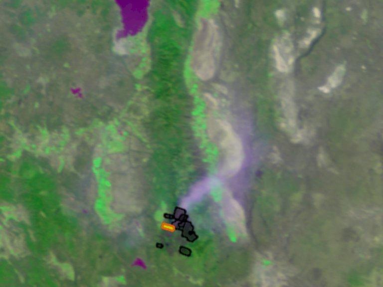 Terra/MODIS Rapid-Response Fires: Life of the Blue Complex Fire