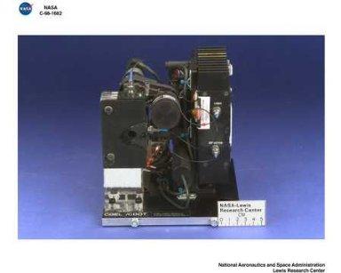 DIGITAL PHOTOGRAPHY OF COLLOIDAL GELATION AND COLLOIDAL DISORDER - ORDER TRANSITION