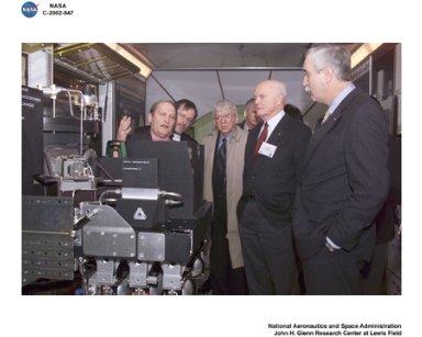 VISIT TO NASA GLENN RESEARCH CENTER BY NASA ADMINISTRATOR SEAN O'KEEFE / POWER SYSTEMS FACILITY PSF