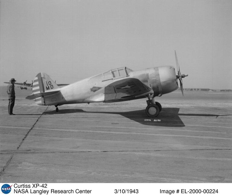 Curtiss XP-42